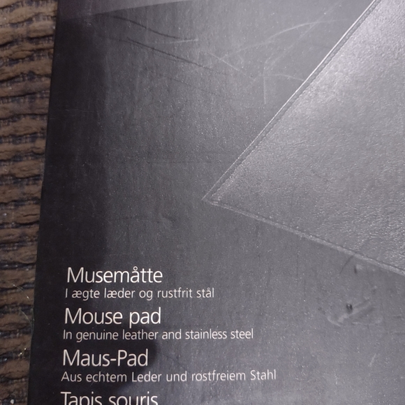 Vintage new Tommy Larsen  Designed Denmark leather Mouse pad nice gift - Picture 2 of 11